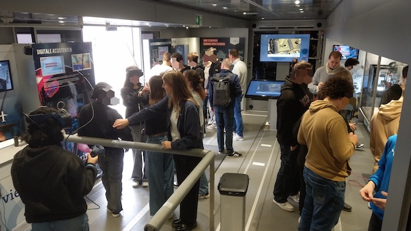 Discover Industry 10