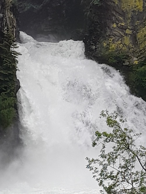 Wasserfall.jpg